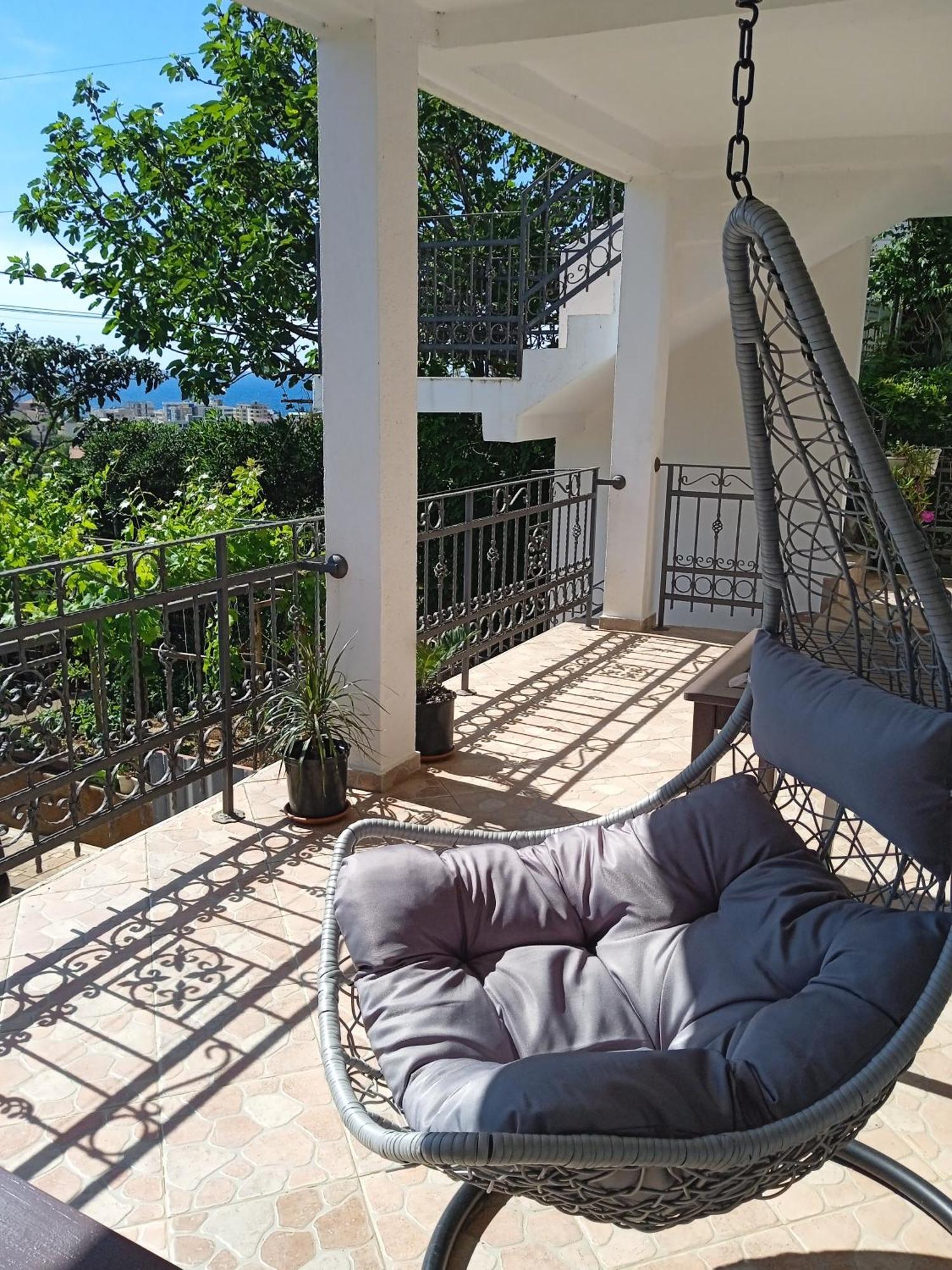 Aparttoni Dobra Voda